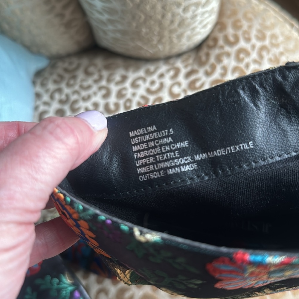 NEW Just Fab Madelina heeled pointed toe bootie with multicolored brocade fabric - Picture 8 of 8